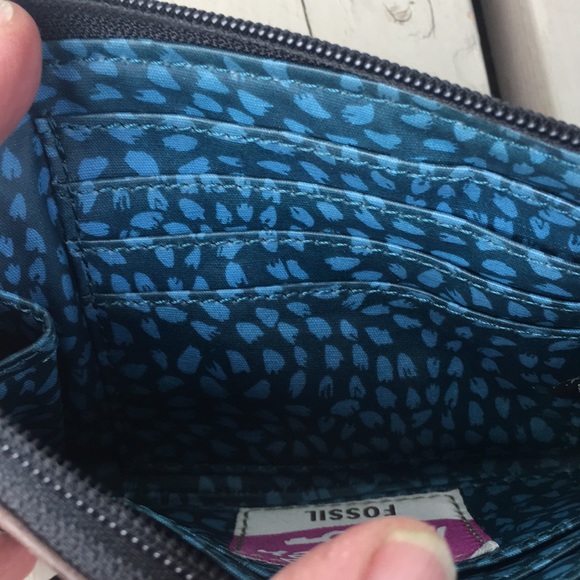 FOSSIL Wristlet brown embroidered blue logo - Picture 9 of 12